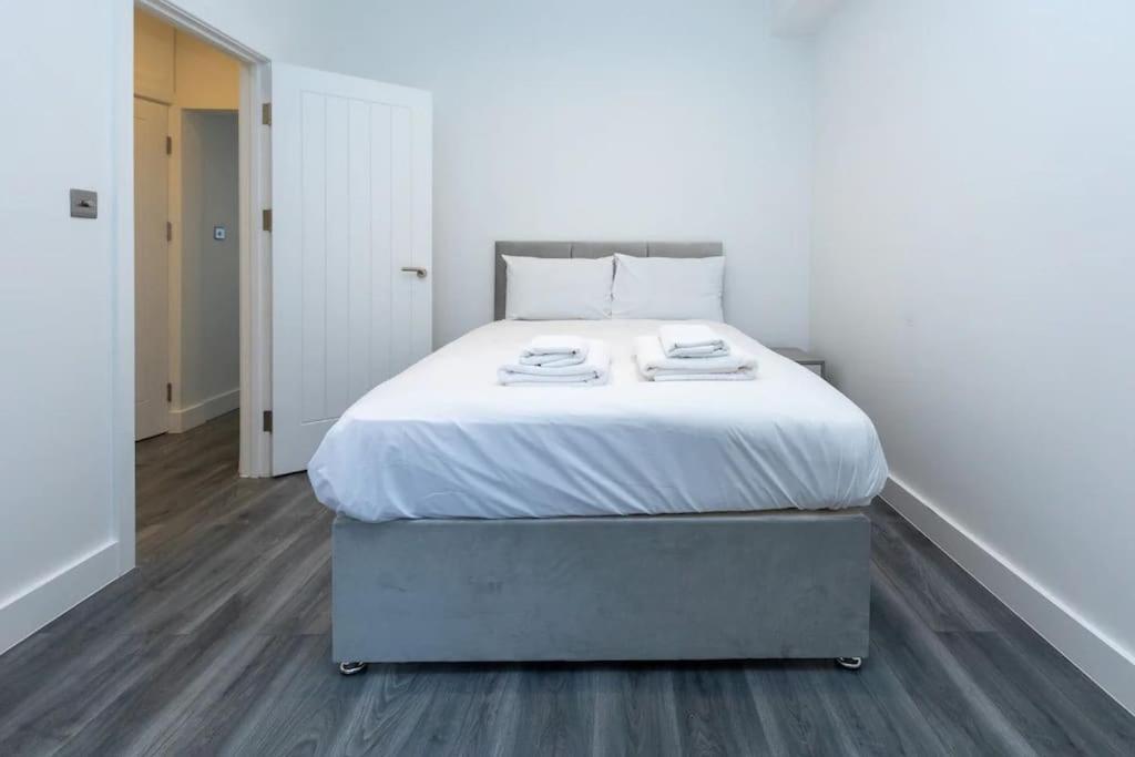 Stylish 2-bed Flat In The Heart Of West Hampstead Appartamento Londra
