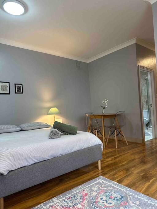 Lejlighed Ground Floor London