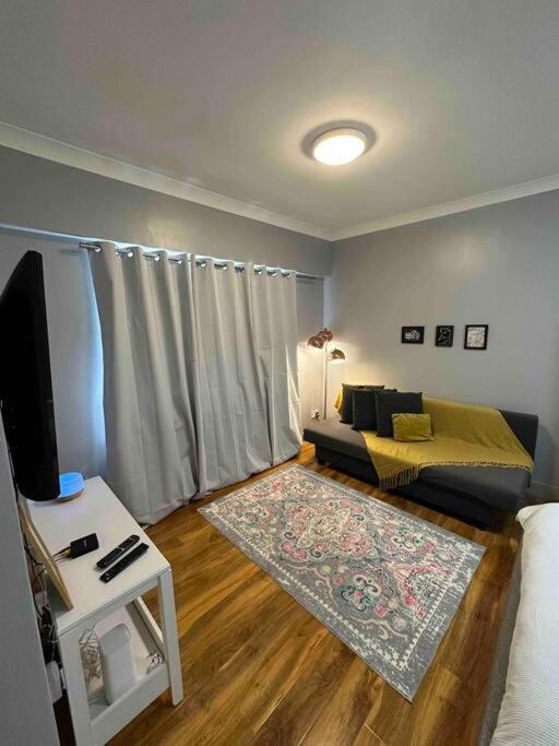 Lejlighed Ground Floor London