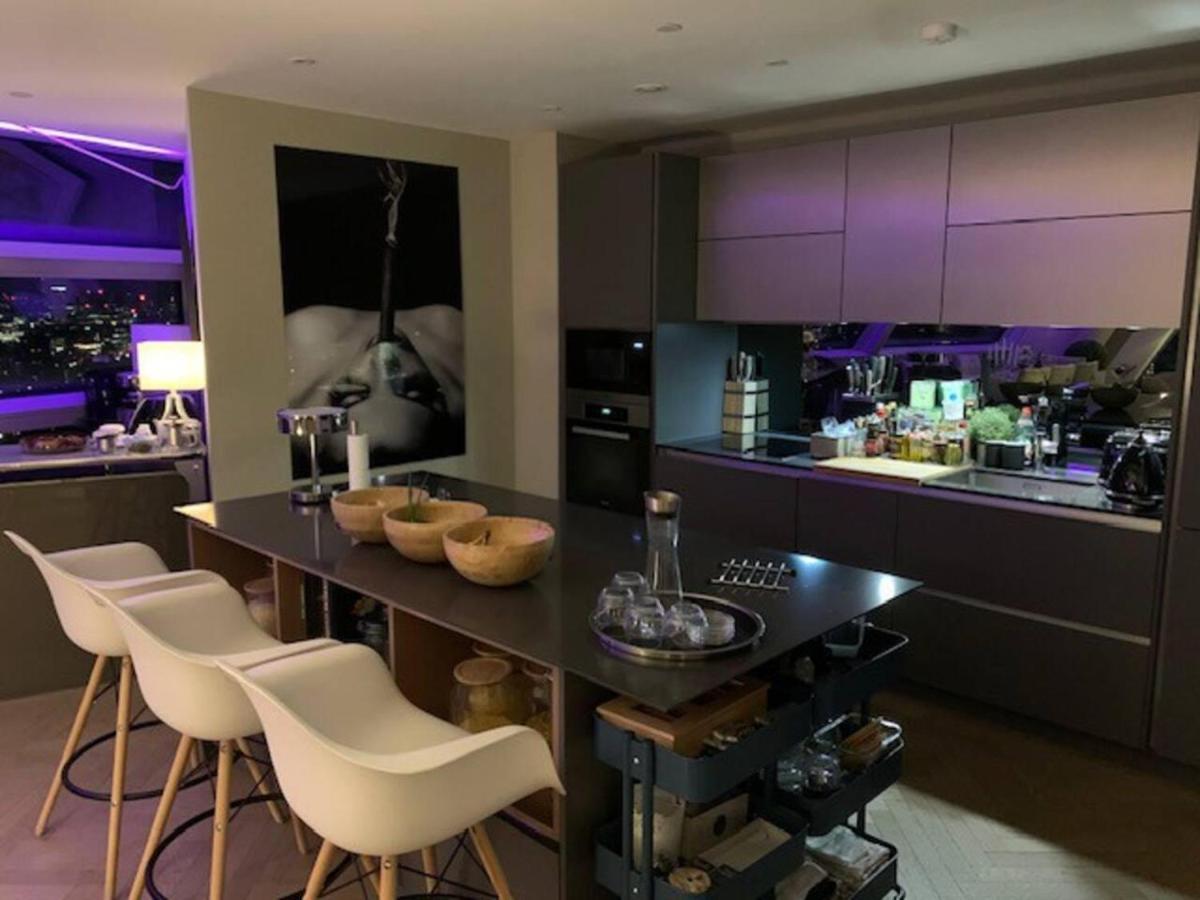 Stunning Penthouse With 360 - Skyline View Leilighet