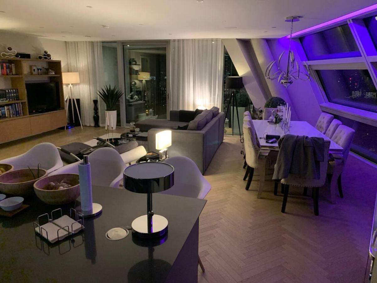 Leilighet Stunning Penthouse With 360 - Skyline View *