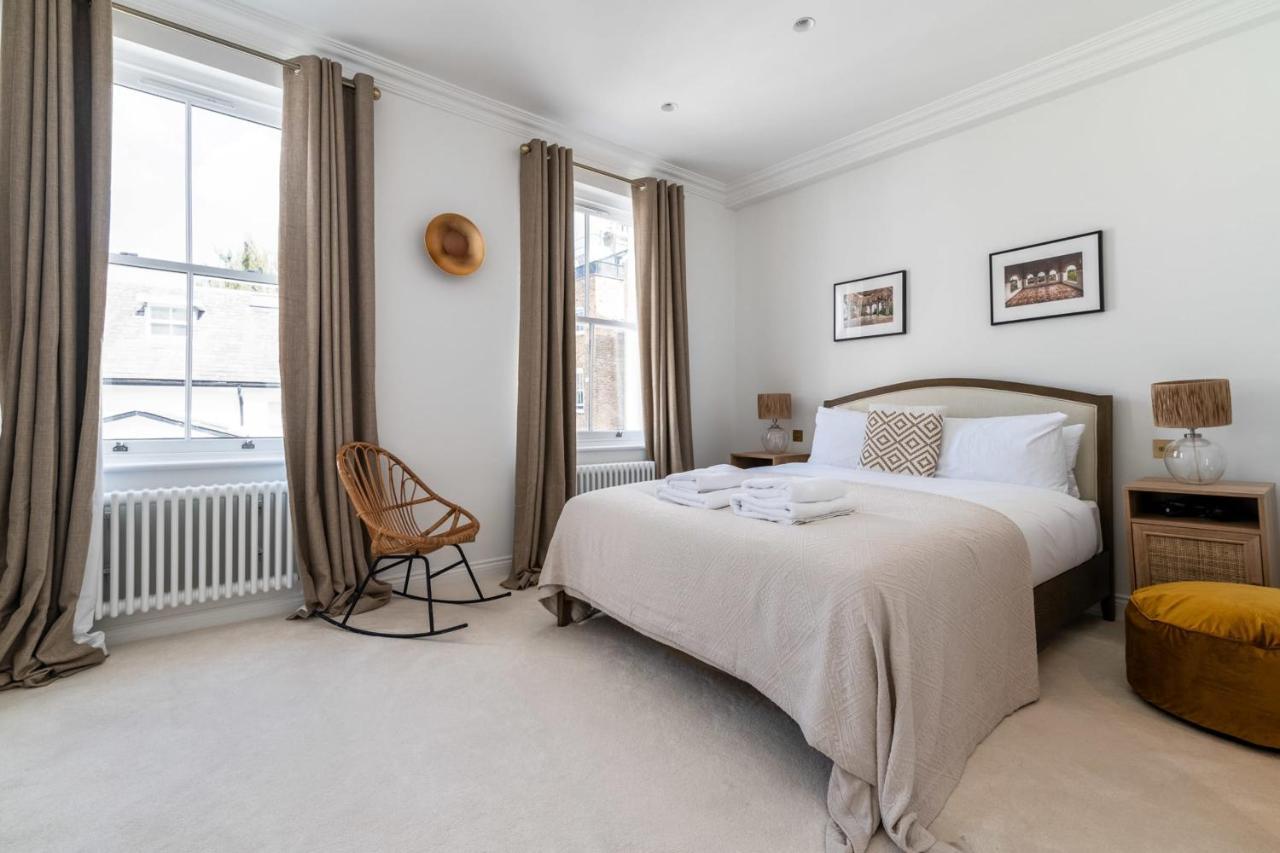 Impressive And Gorgeous Kensington Family Apartment *