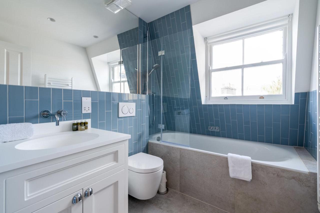 Impressive And Gorgeous Kensington Family London