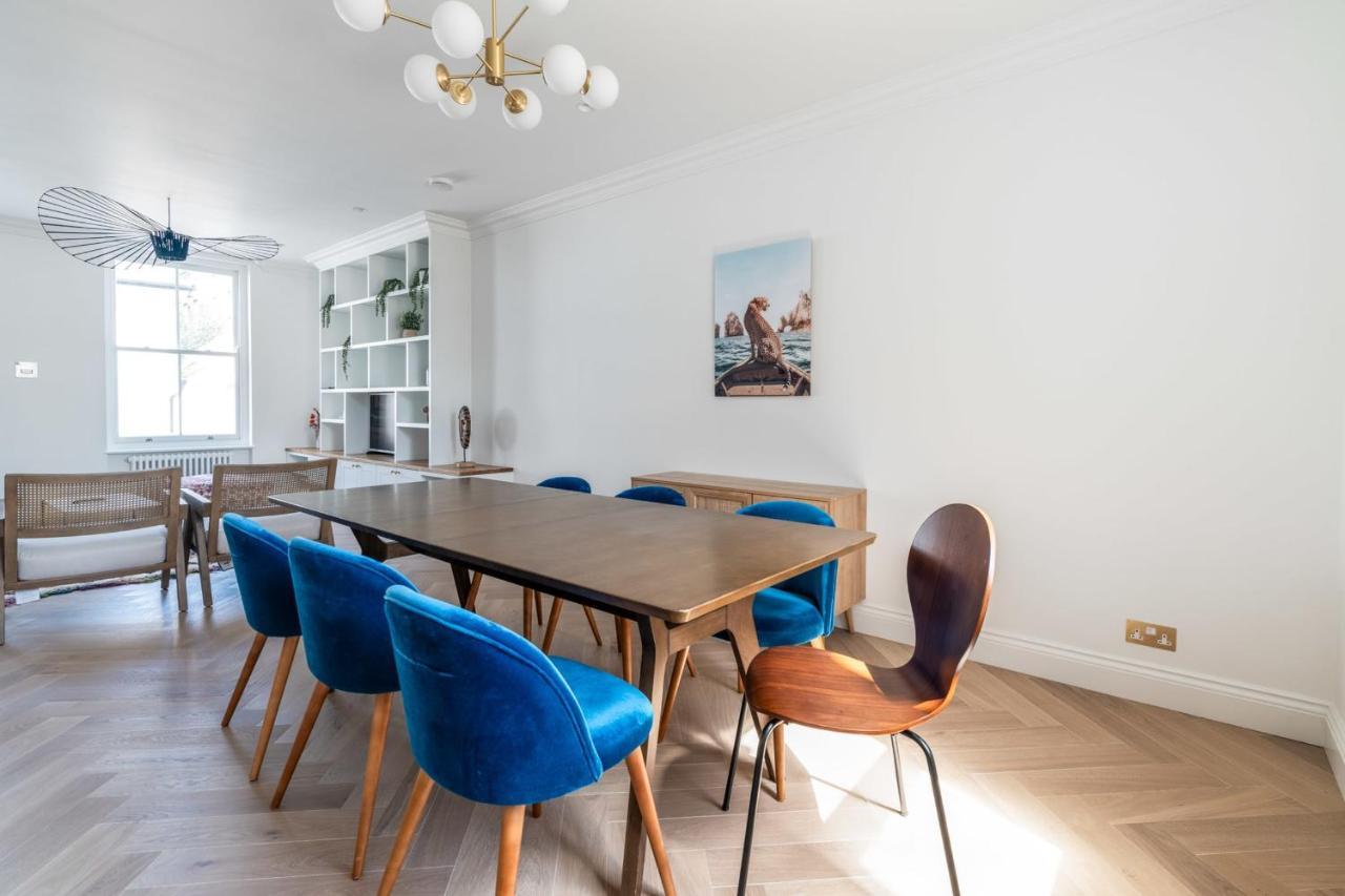 Impressive And Gorgeous Kensington Family *