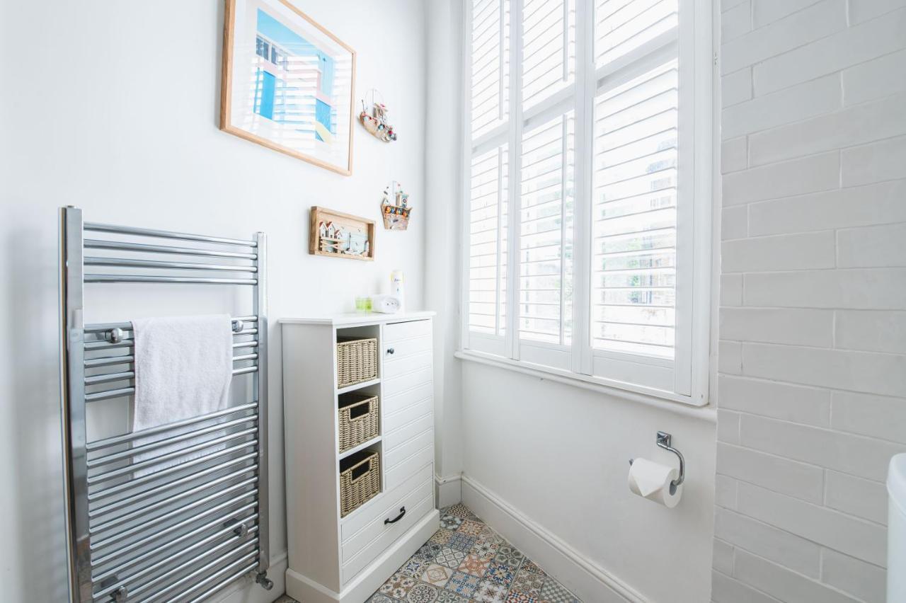 Pass The Keys - Modern & Stylish Garden In Islington * Londra