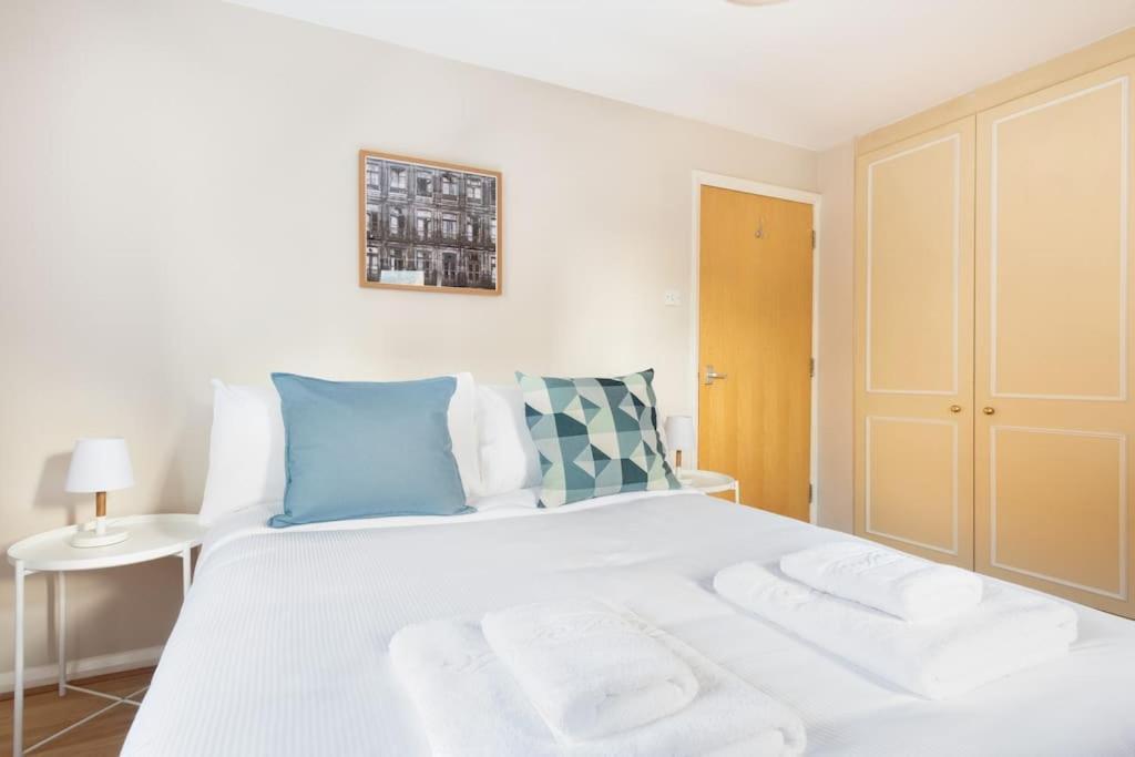 Wapping - Tobacco Docks - Modern Flat Lejlighed *