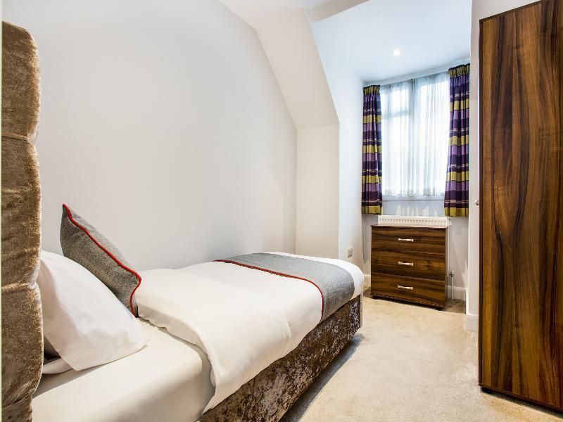 Hotel Oyo The Arch, Wembly Stadium 3*