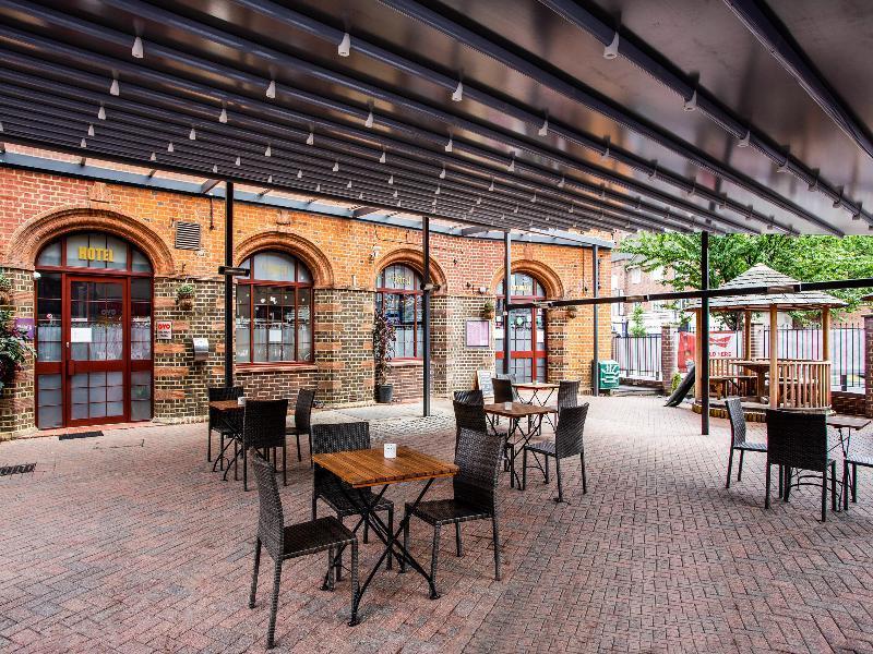 Oyo The Arch, Wembly Stadium Hotel 3*