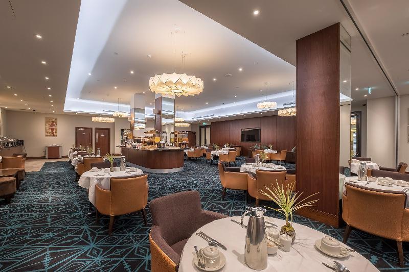 Sleeper At Royal National Hotell 4*