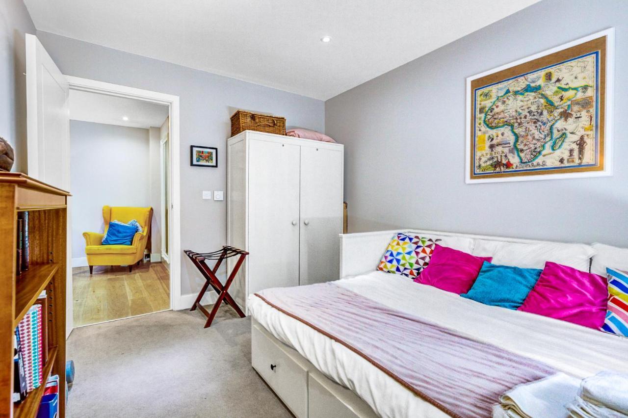 Appartamento 2 Bedroom Spacious In The Heart Fulham *