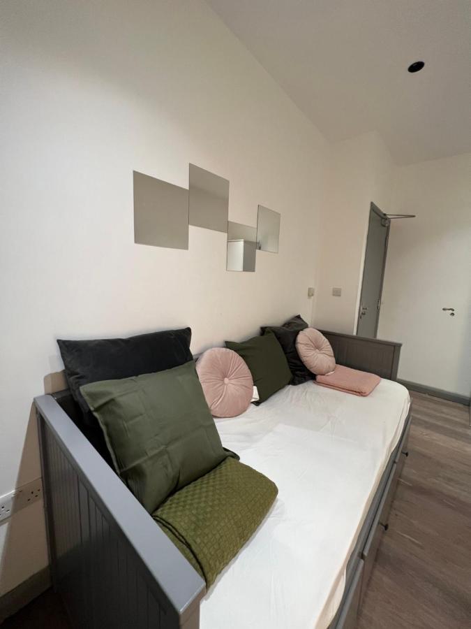 Apartment 3 Bedroom Flat In King's Cross, St Pancras's. 2 Minutes To Euston. London