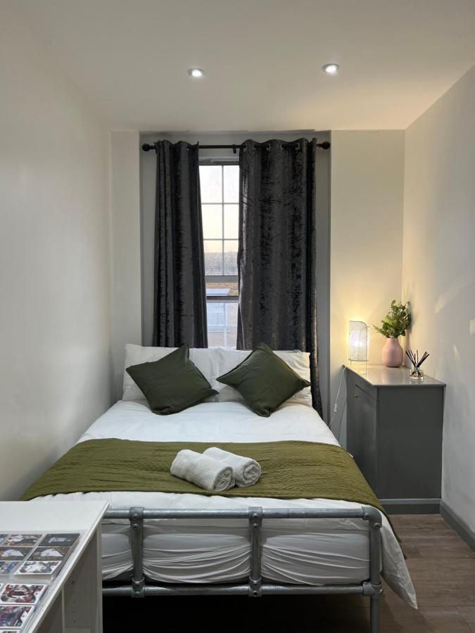3 Bedroom Flat In King's Cross, St Pancras's. 2 Minutes To Euston. London