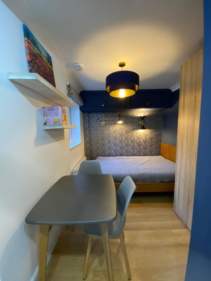 Apartment Stylish 1-bed London