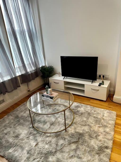 Appartamento Amazing 2bed2bath Edgeware *