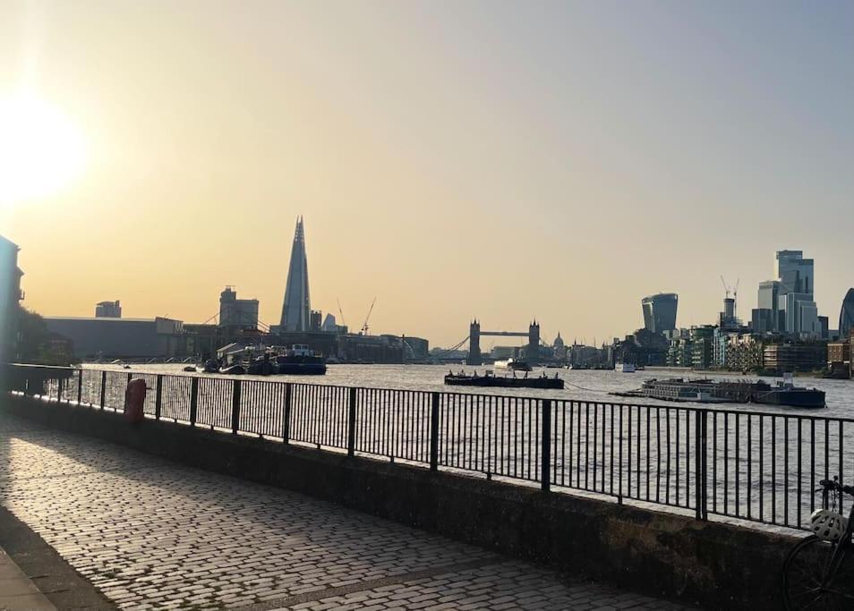 Lägenhet 2 Bed Flat Near To Tower Bridge *