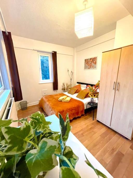 2 Bed Flat Near To Tower Bridge Lägenhet *
