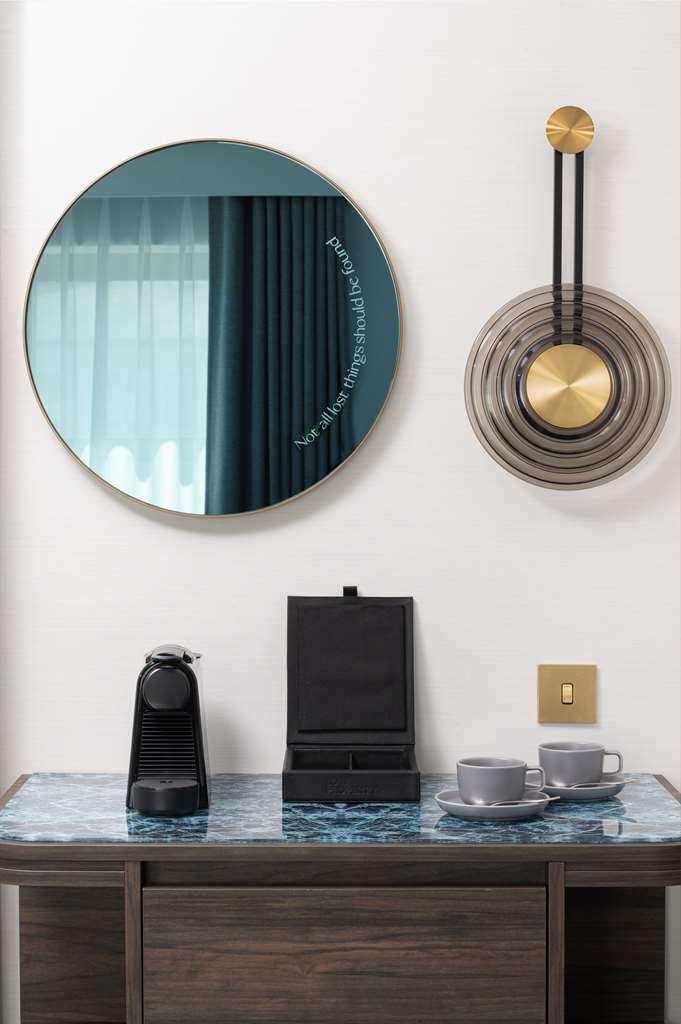 Lost St Pauls London, Curio Collection By Hilton 4*
