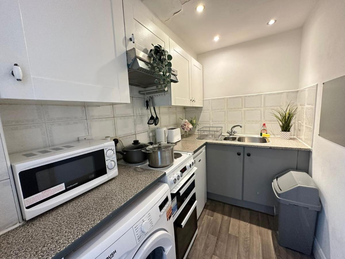 Burwood 2 Bedroom Appartement *