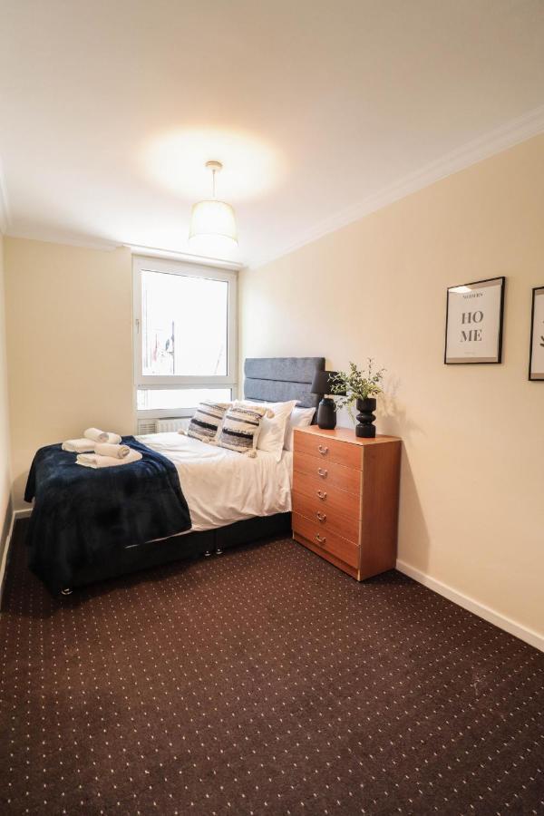 Appartement Cosy Property Right By Warren Street Station! Free Wifi! *