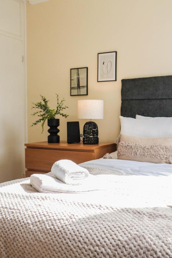 Cosy Property Right By Warren Street Station! Free Wifi! Appartement *