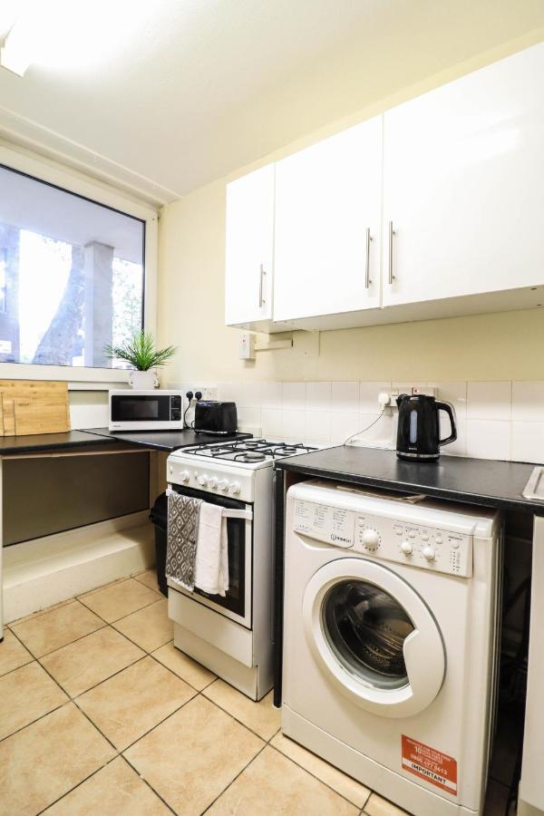 Appartement Cosy Property Right By Warren Street Station! Free Wifi!