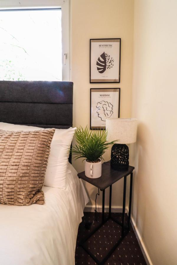 Cosy Property Right By Warren Street Station! Free Wifi! Appartement