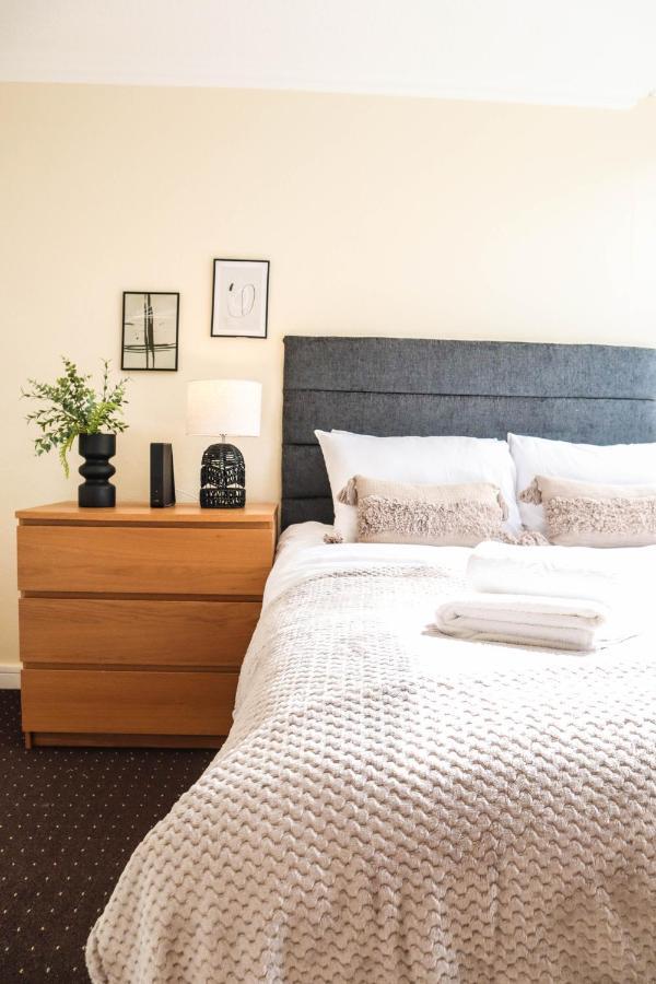 Appartement Cosy Property Right By Warren Street Station! Free Wifi!