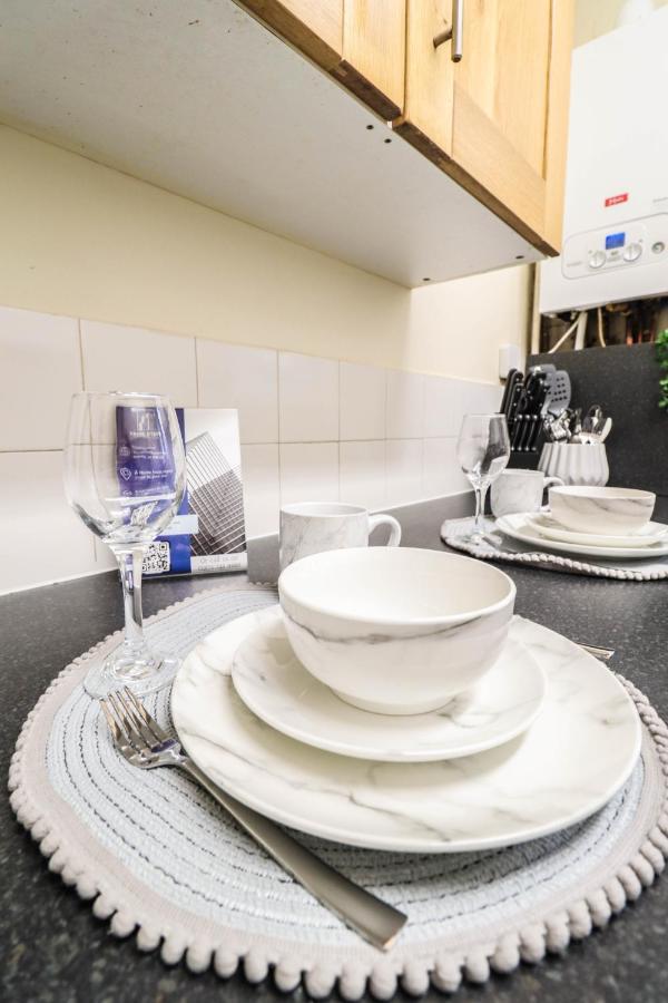 Appartement Cosy Property Right By Warren Street Station! Free Wifi! *
