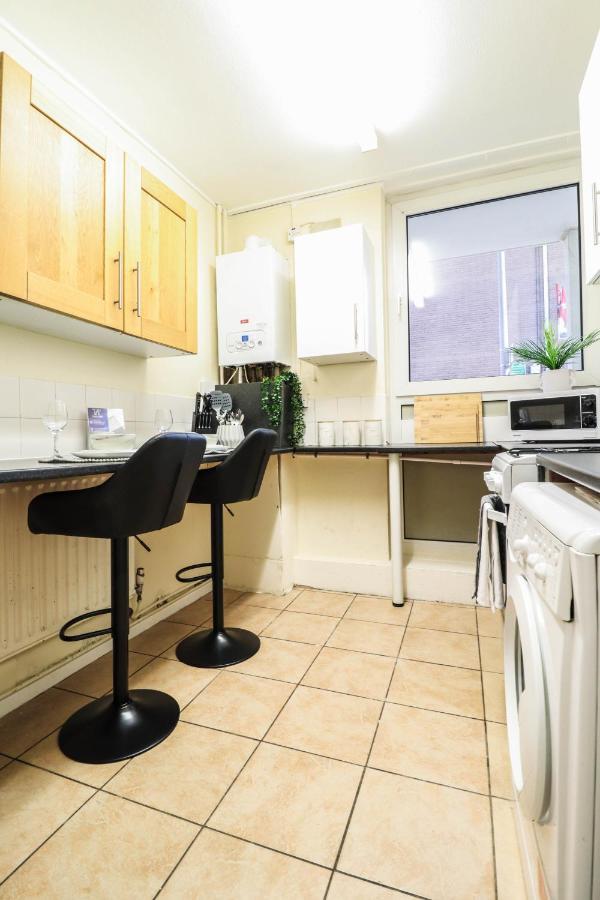 Appartement Cosy Property Right By Warren Street Station! Free Wifi! *