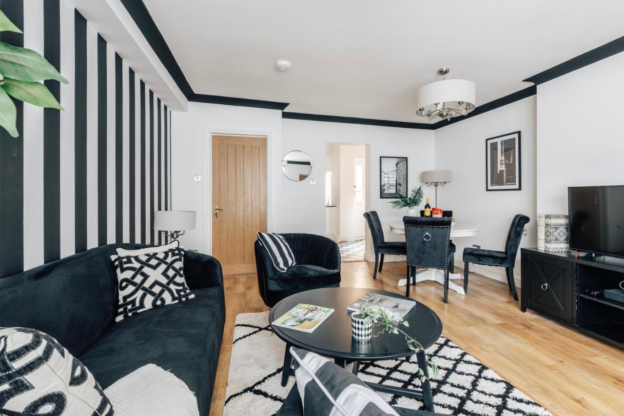 Chic 1 Bed Flat Zone 2 Hampstead Swiss * Londen
