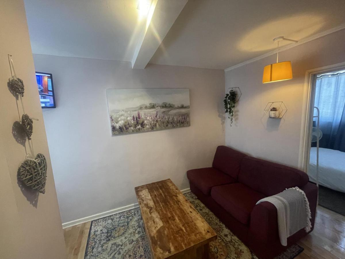Lägenhet Comfy And Lovely 1-bed In *