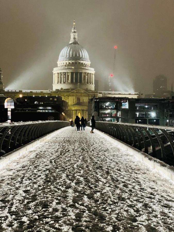 Leilighet Borough London
