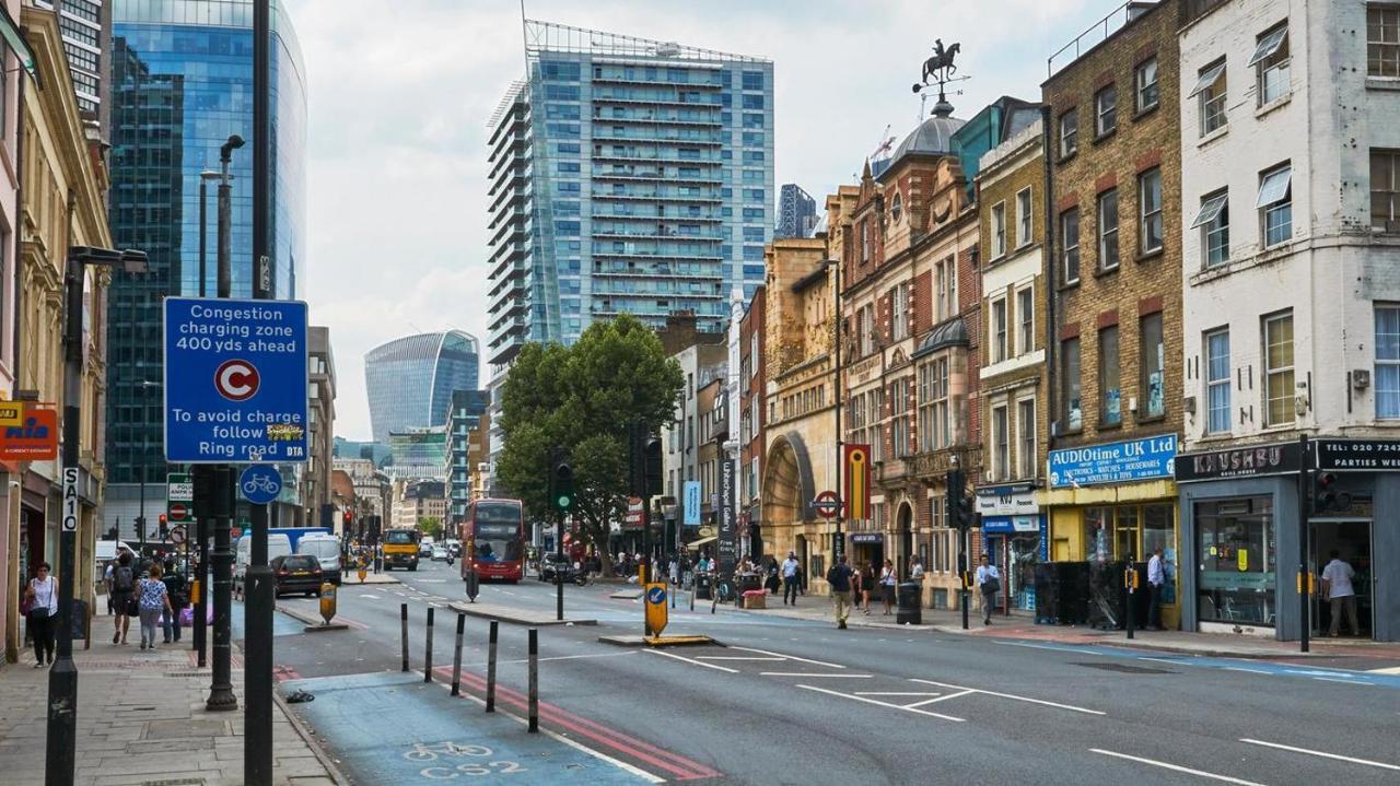 Spacious Near With Smart Tv Privat bolig London