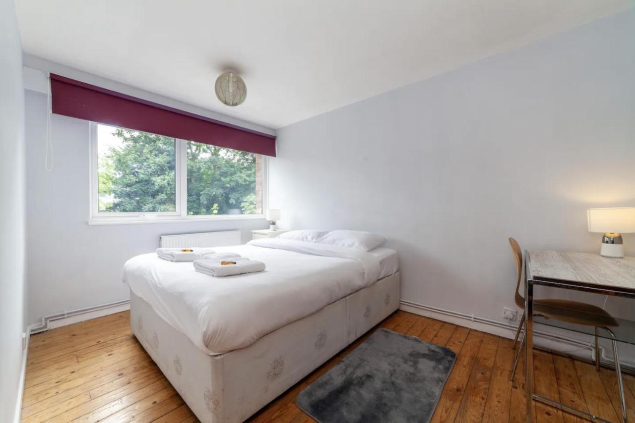 Peaceful Renovated 5bdr House Wgarden * Londen