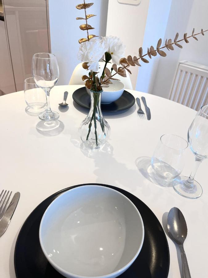 Lovely Charming 2-bedroom In Bow Lejlighed *