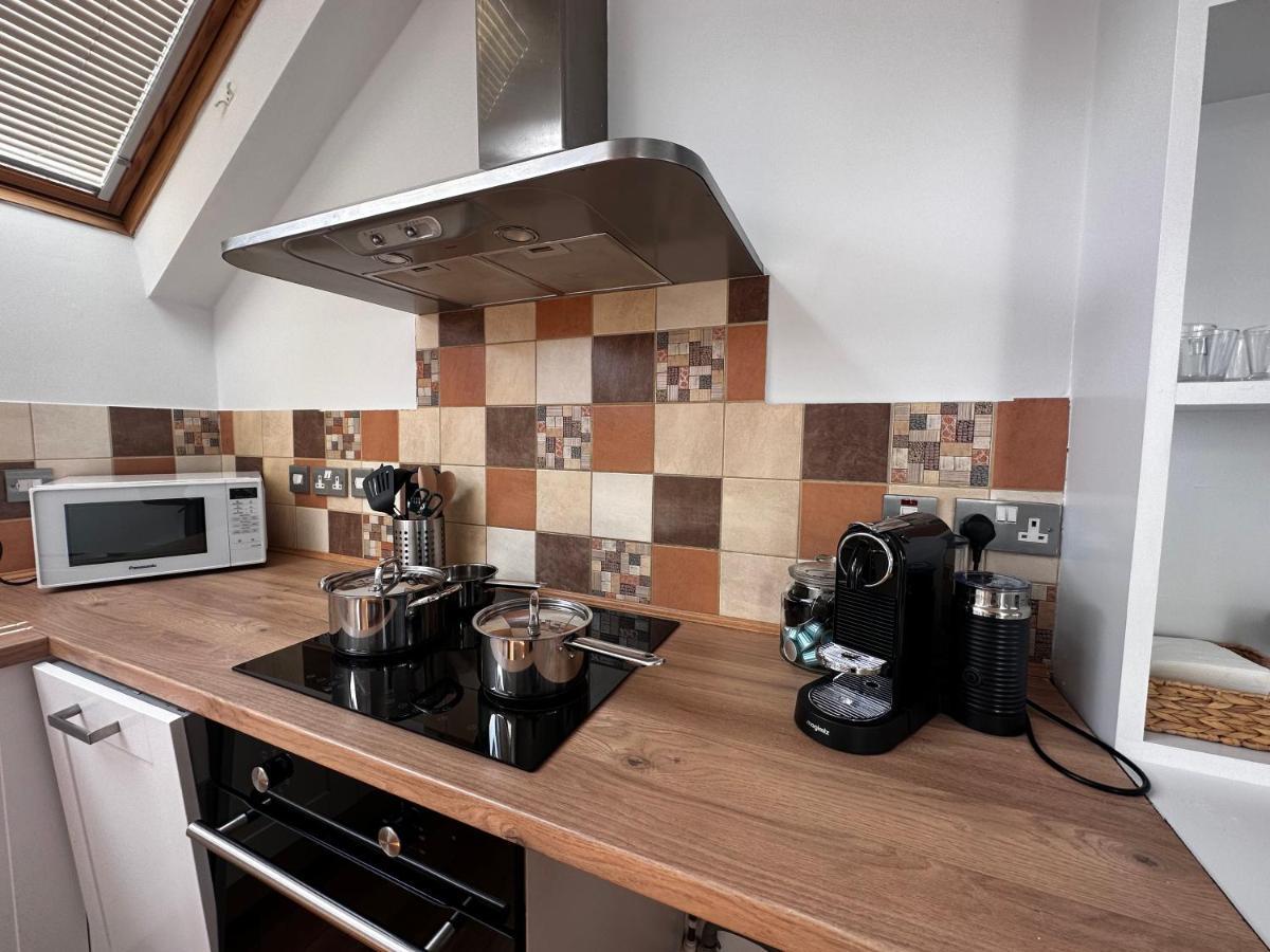Flat In The Heart Of Hampstead, Appartement Londen