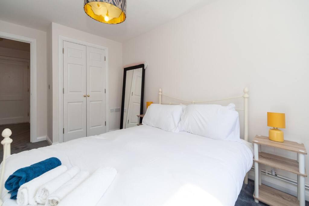 Chelsea Battersea Luxury 5 Star Prime Location Apartment *