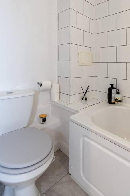Apartment Chelsea Battersea Luxury 5 Star Prime Location *