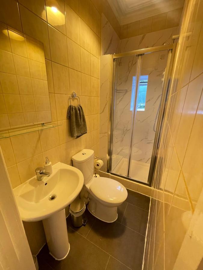 Wonderful Fully-equipped Near 8 Lägenhet *