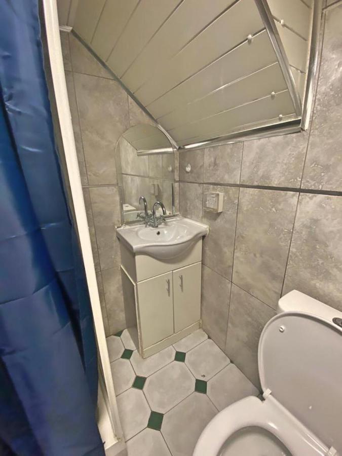 1 Bedroom By Stratford * Londen