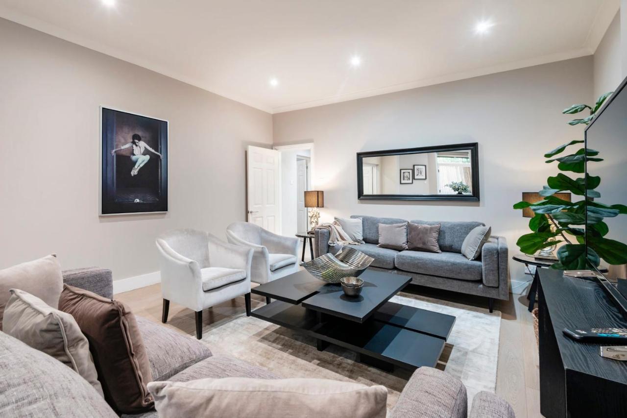 Hampstead Garden Flat-hosted By Sweetstay Apartment London