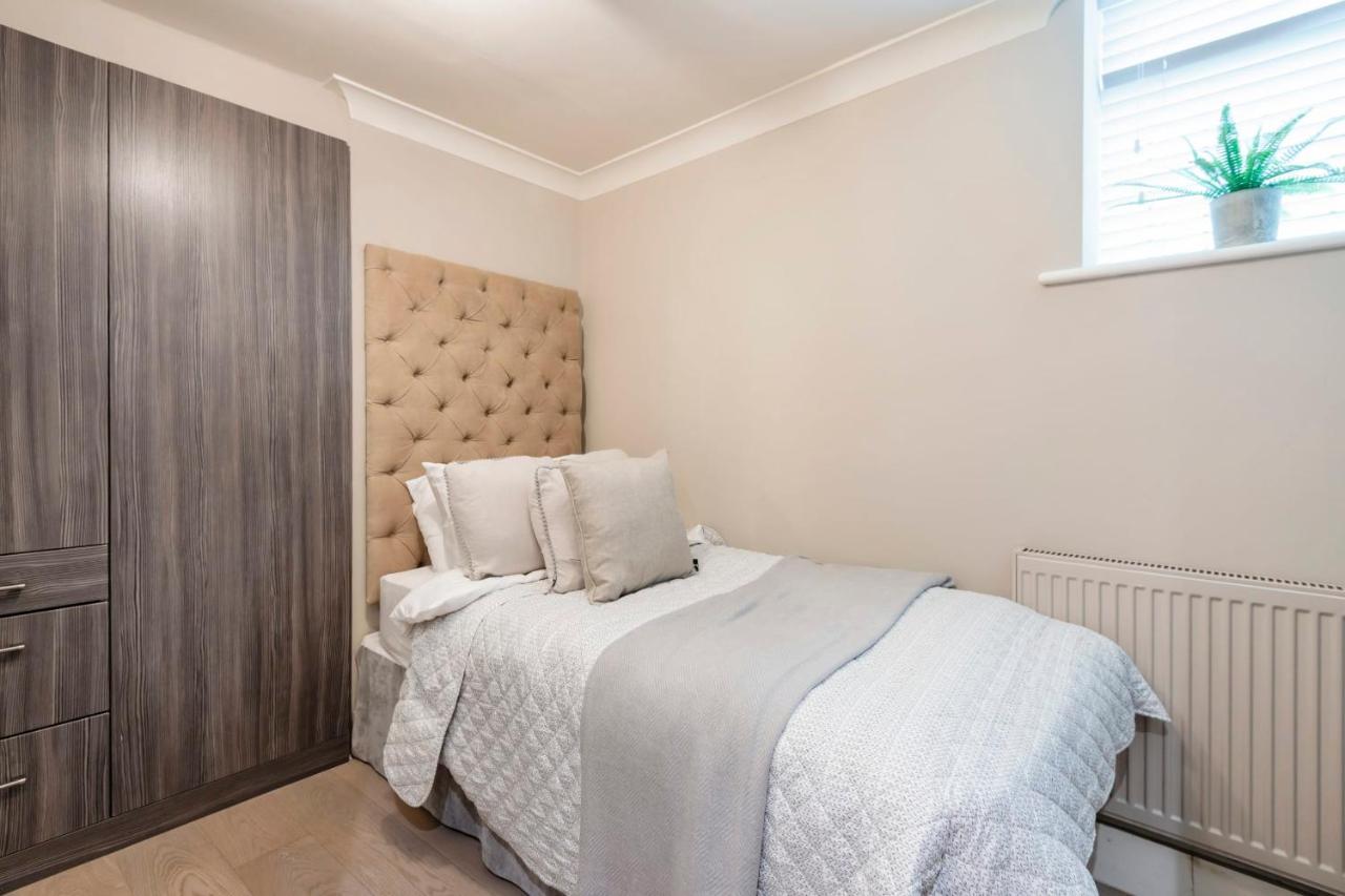 Apartment Hampstead Garden Flat-hosted By Sweetstay *