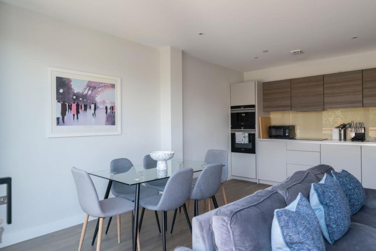 The Hampstead Hideout - Glamorous 3bdr Flat With Balcony Appartement *