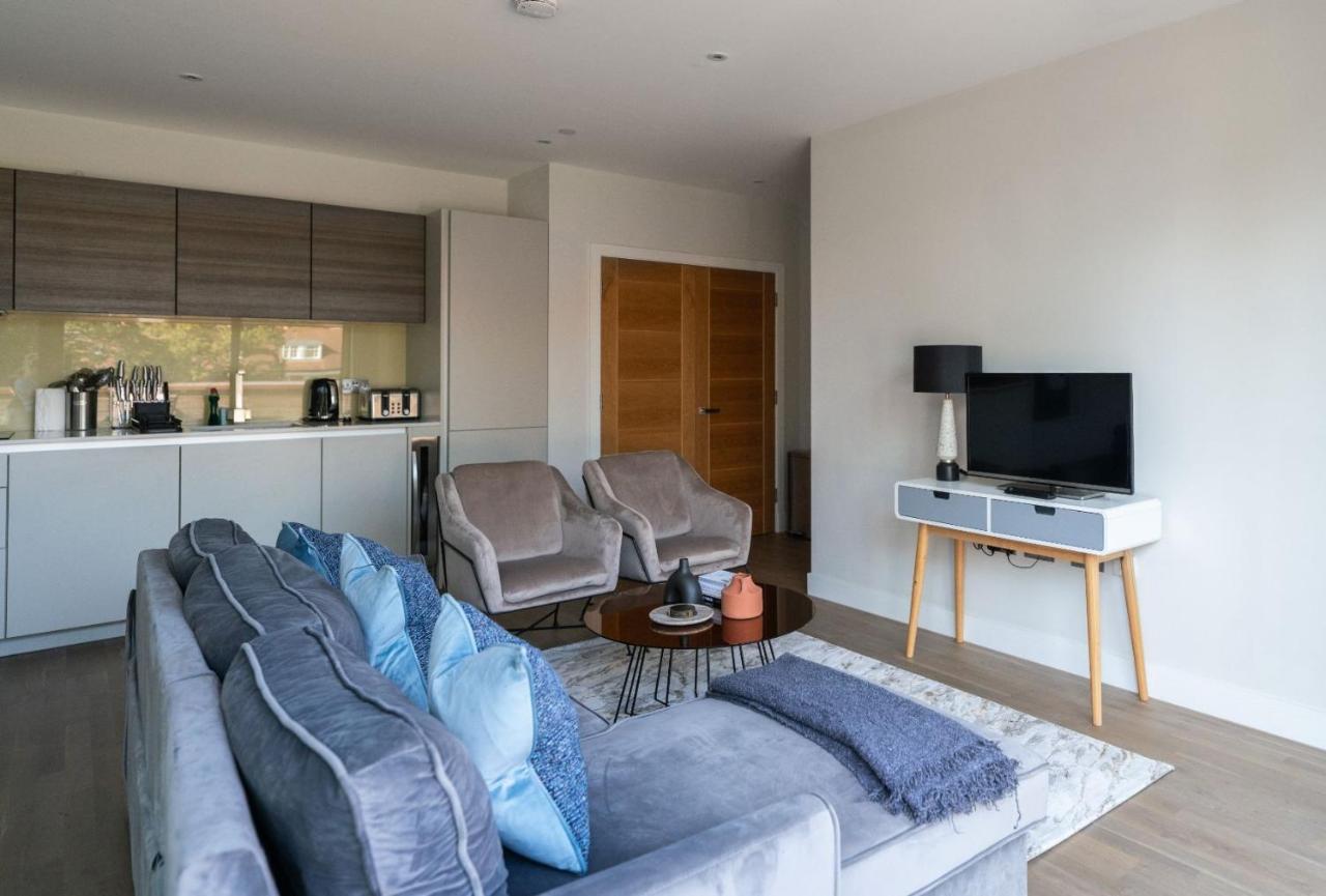 The Hampstead Hideout - Glamorous 3bdr Flat With Balcony * Londres