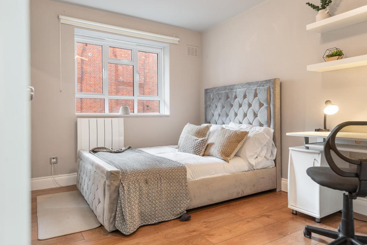 Whitechapel - Steps From Station & Sights! * London