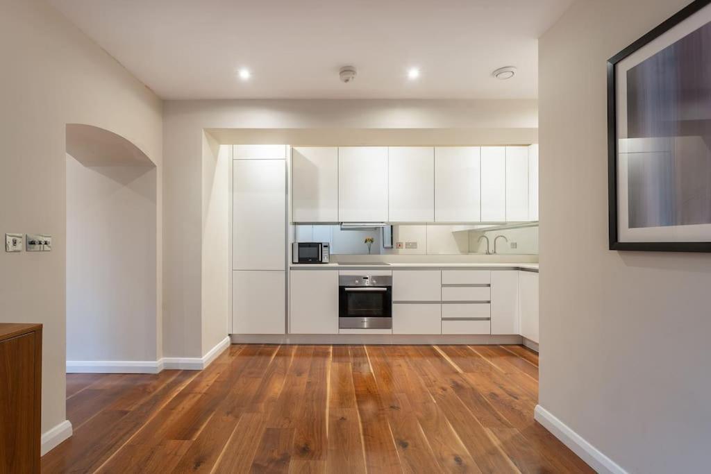 Luxury 2 Bedroom Flat In Holborn Appartement
