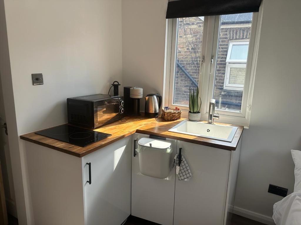 Apartment In The Heart Of *
