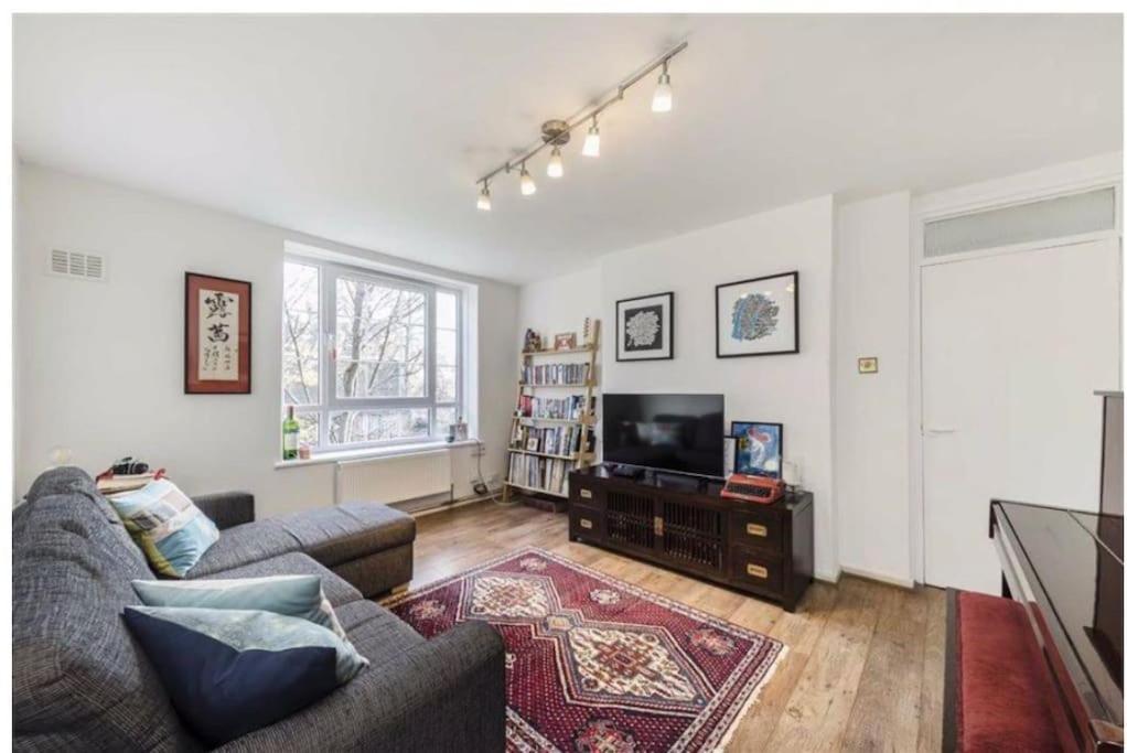 Spacious 2 Bedroom Flat In Appartement Londres