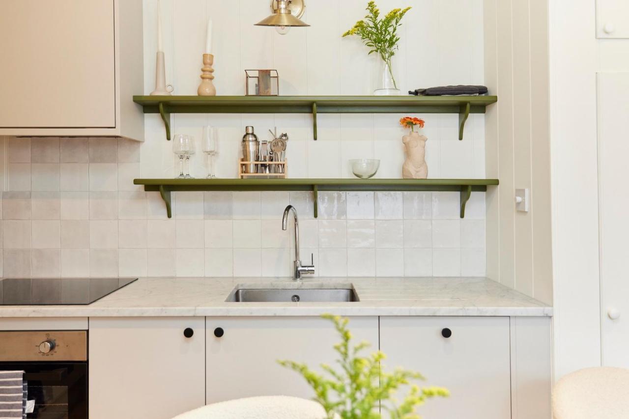 The Lillie Road Place - Bright 1bdr Flat With Garden Londra