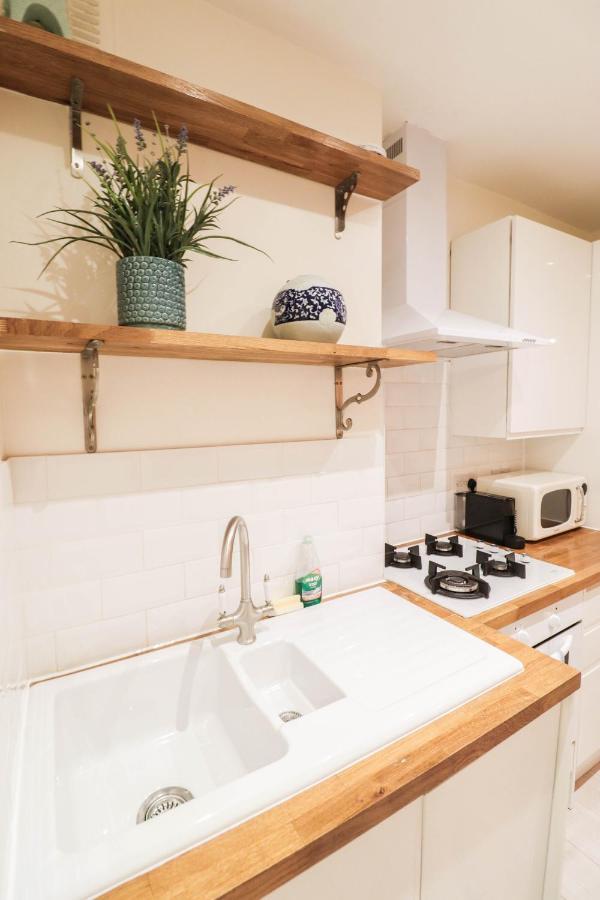 Appartement Beautiful 2-Bedroom Flat Just Steps From Oval Station Londres